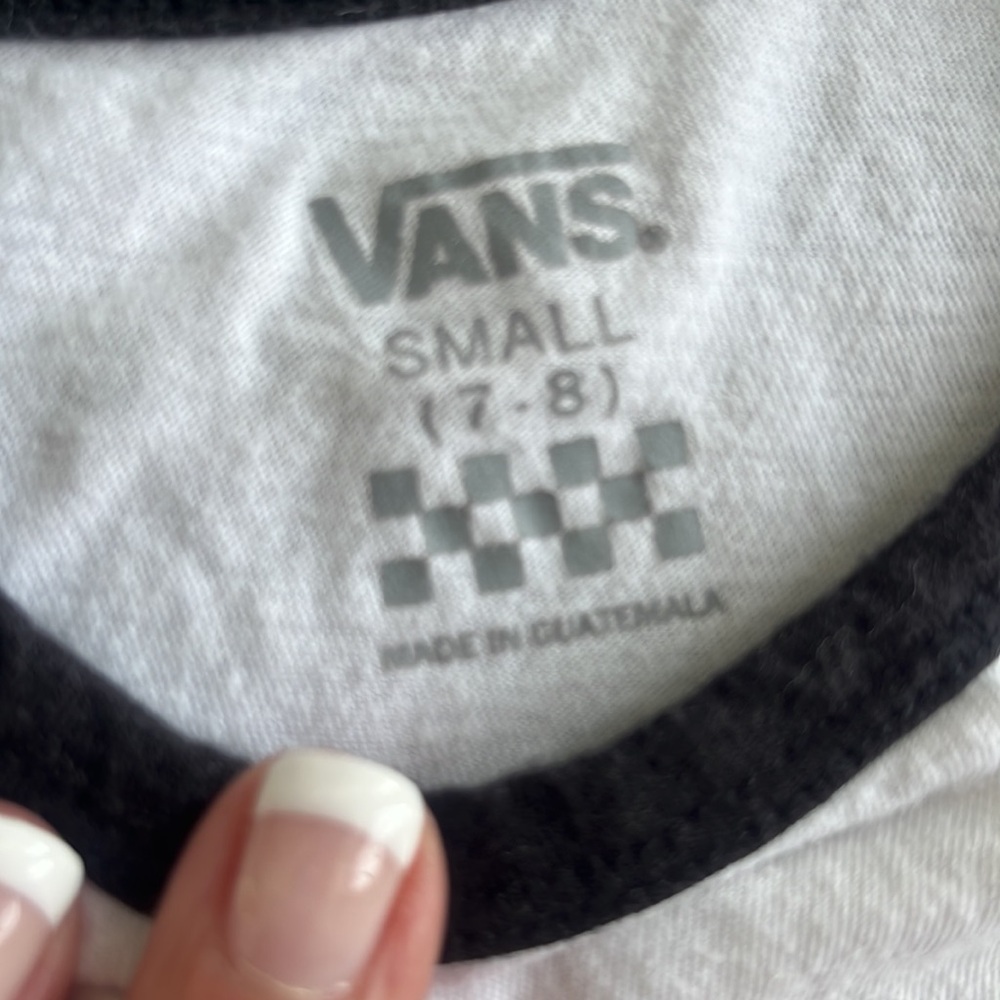 🦄🖤 VANS TEE🖤🦄 - Picture 2 of 4